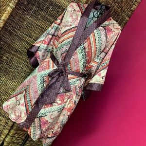 Victoria’s Secret 2 piece satin slip/ robe